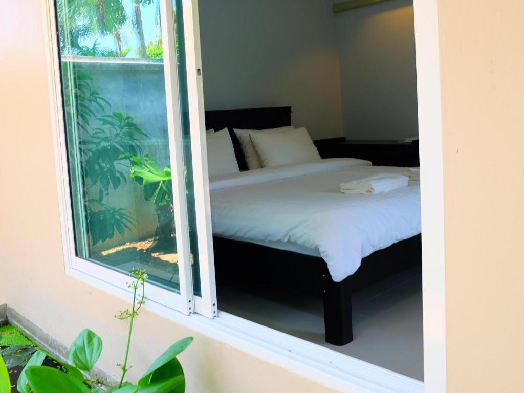 Rommai Rimnaam Resort Ranong Exterior foto