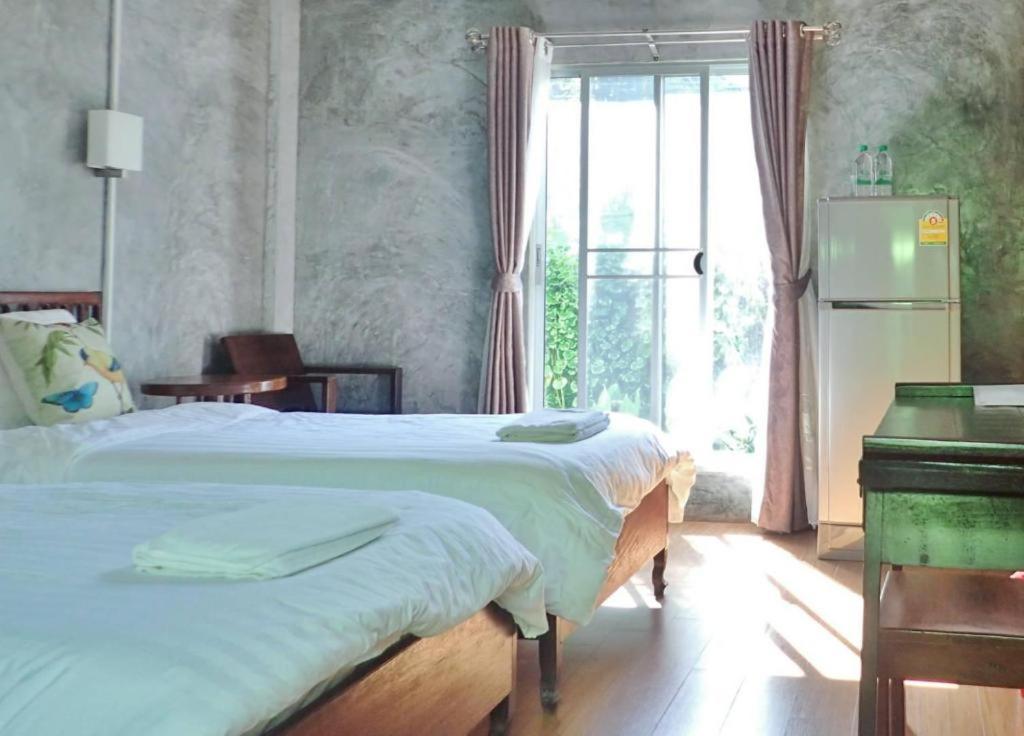 Rommai Rimnaam Resort Ranong Exterior foto